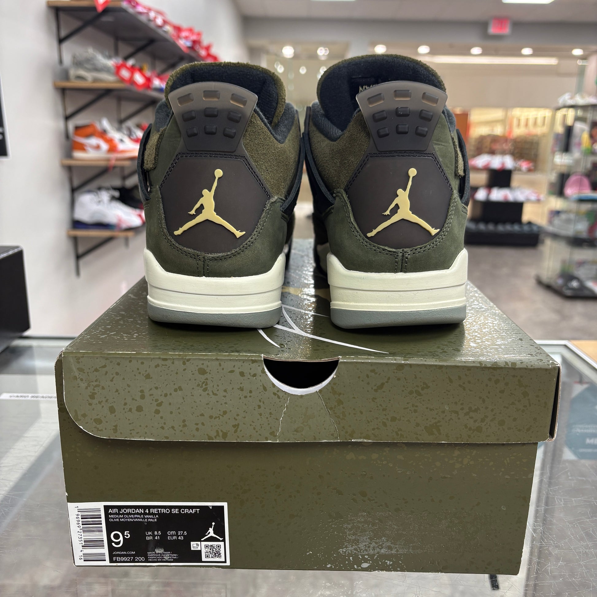 Jordan 4 Retro SE Craft Medium Olive