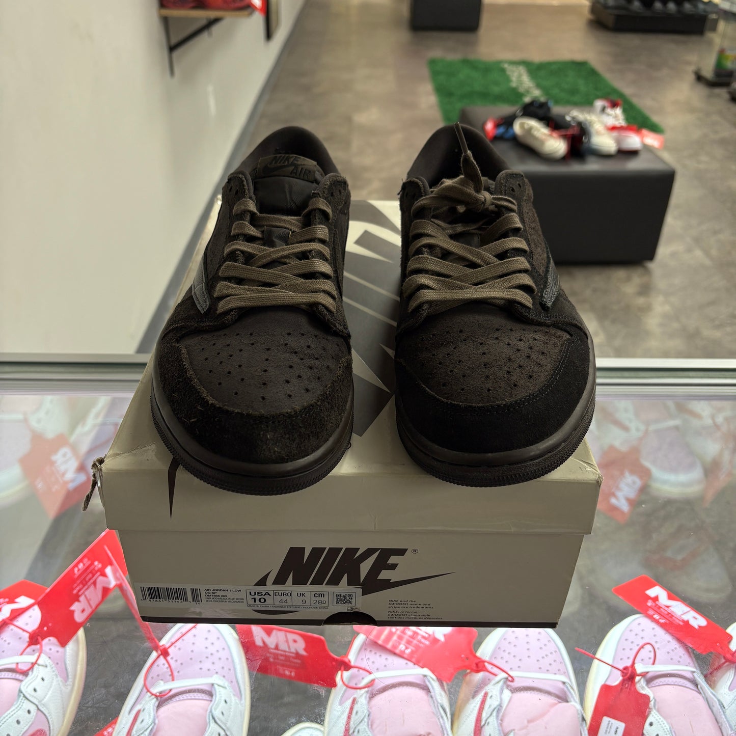 Jordan 1 Retro Low OG SP Travis Scott Velvet Brown